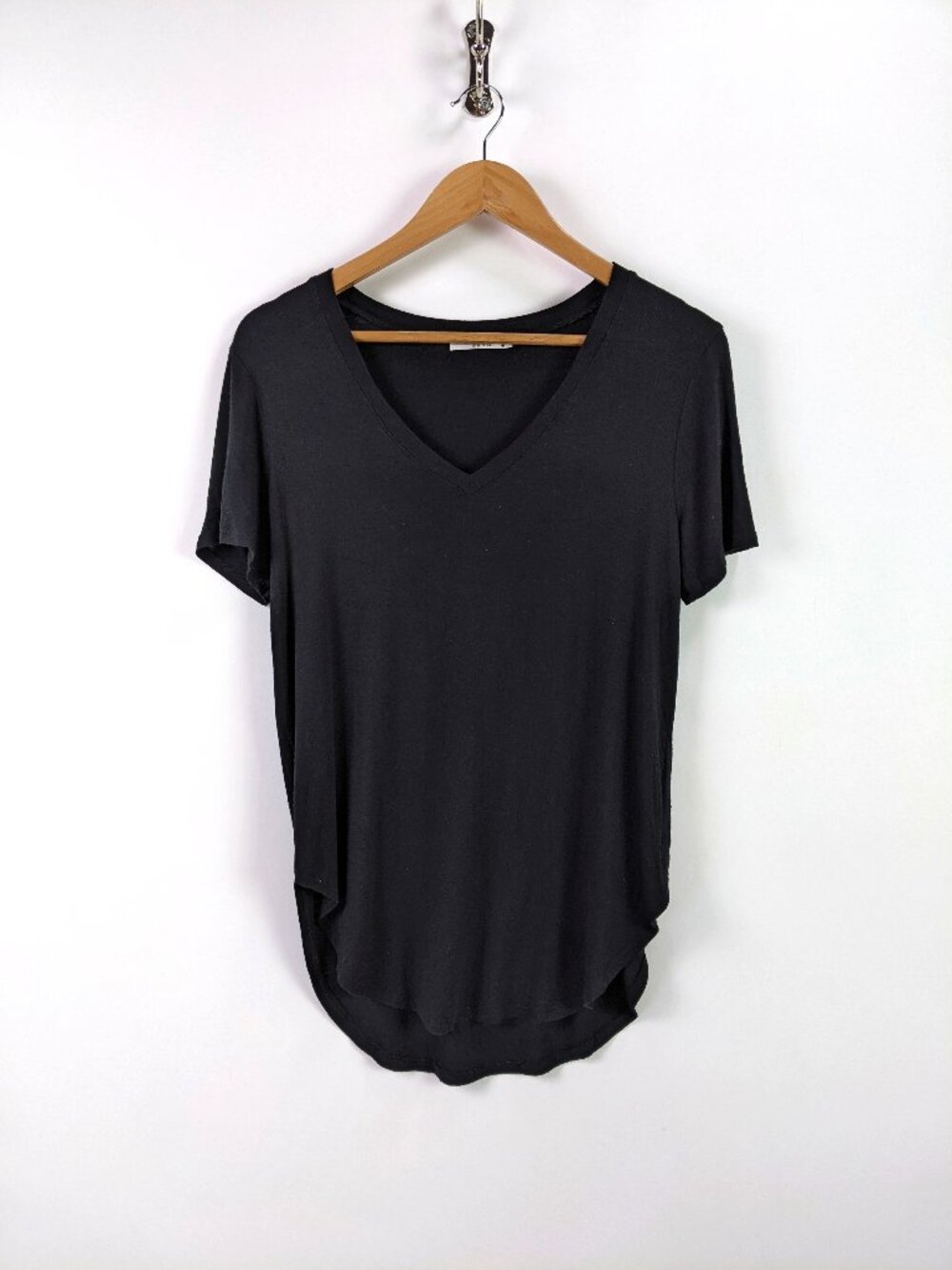 Final Touch Womens V-neck Short Sleeve High Low Basic Top T-shirt Black Size M